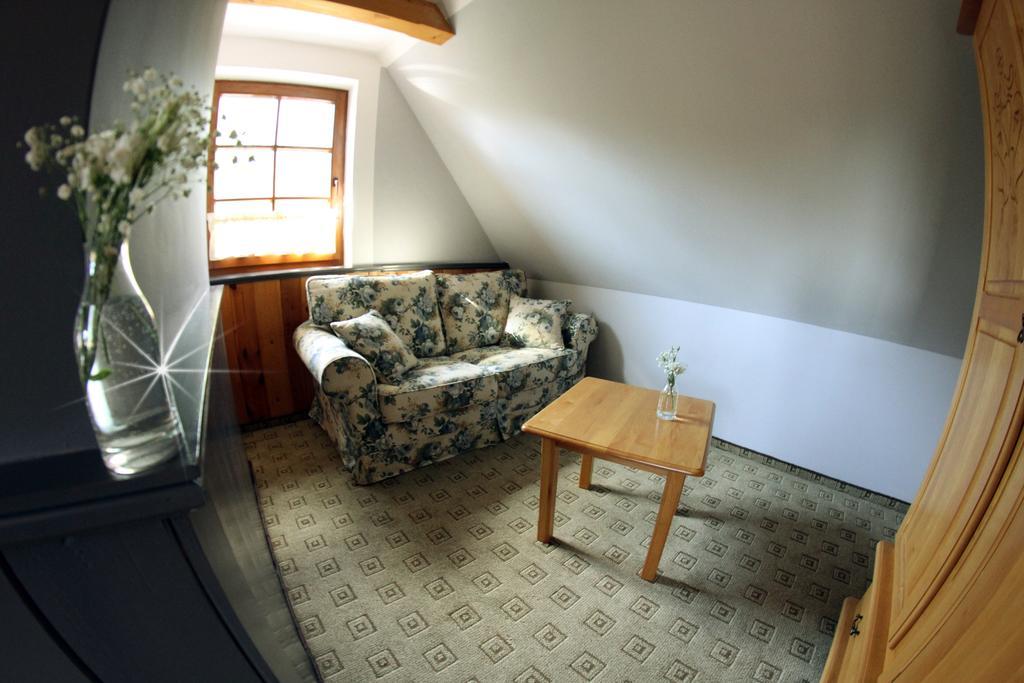 Hotel Zornica Poczesna Eksteriør billede